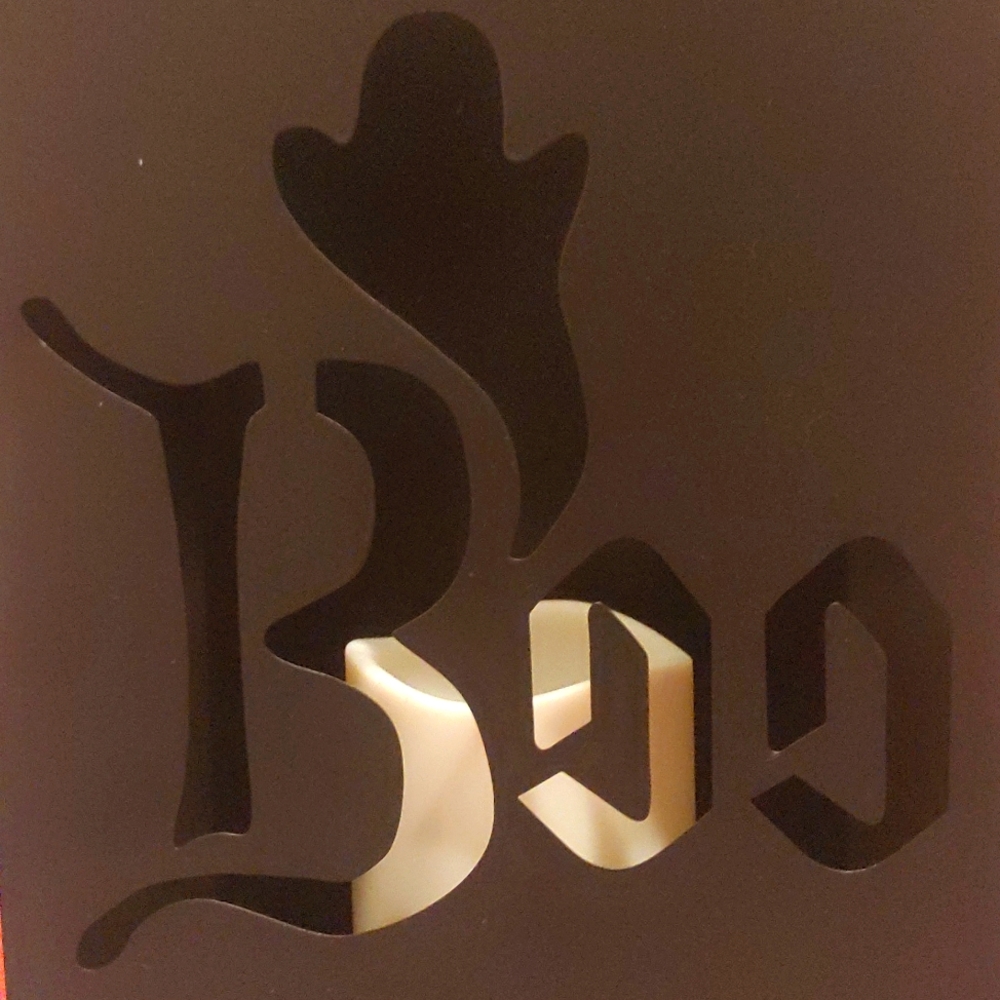 Metal Light Up Boo Decor - Picture 4 of 7